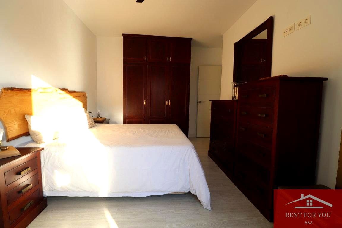 3 quarto Moradia para arrendar em Coin com garagem - 1 250 € (Ref: 9263891)