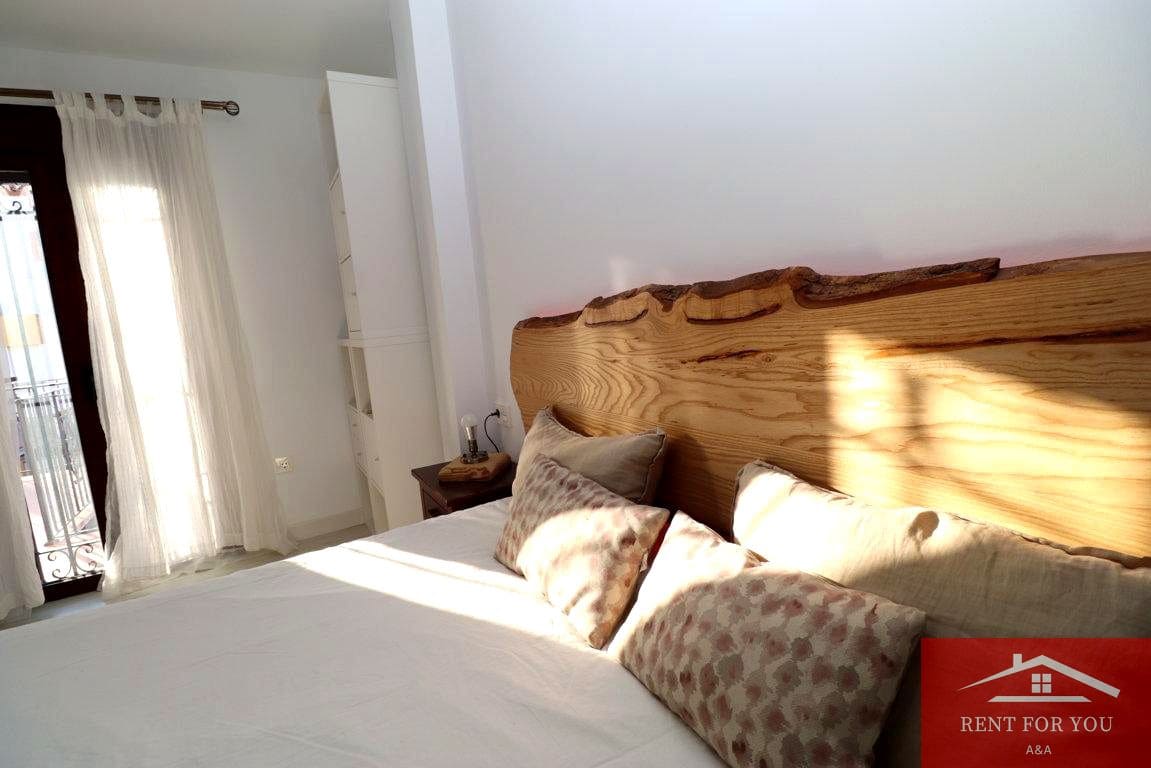 3 quarto Moradia para arrendar em Coin com garagem - 1 250 € (Ref: 9263891)