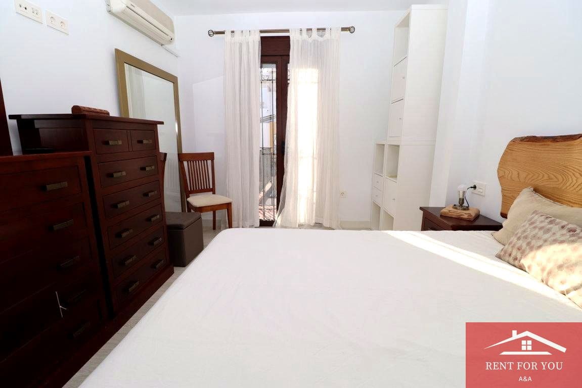 3 quarto Moradia para arrendar em Coin com garagem - 1 250 € (Ref: 9263891)