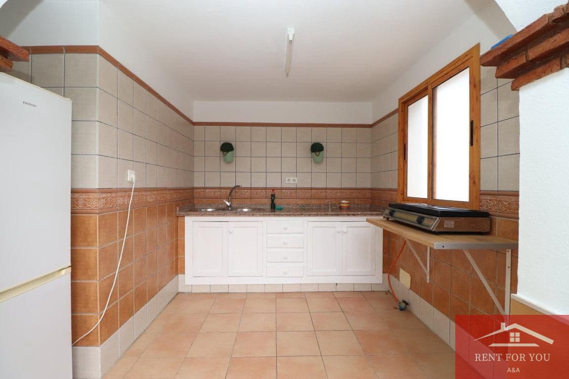 3 bedroom Villa for rent in Alhaurin el Grande with pool garage - € 1,800 (Ref: 9279789)