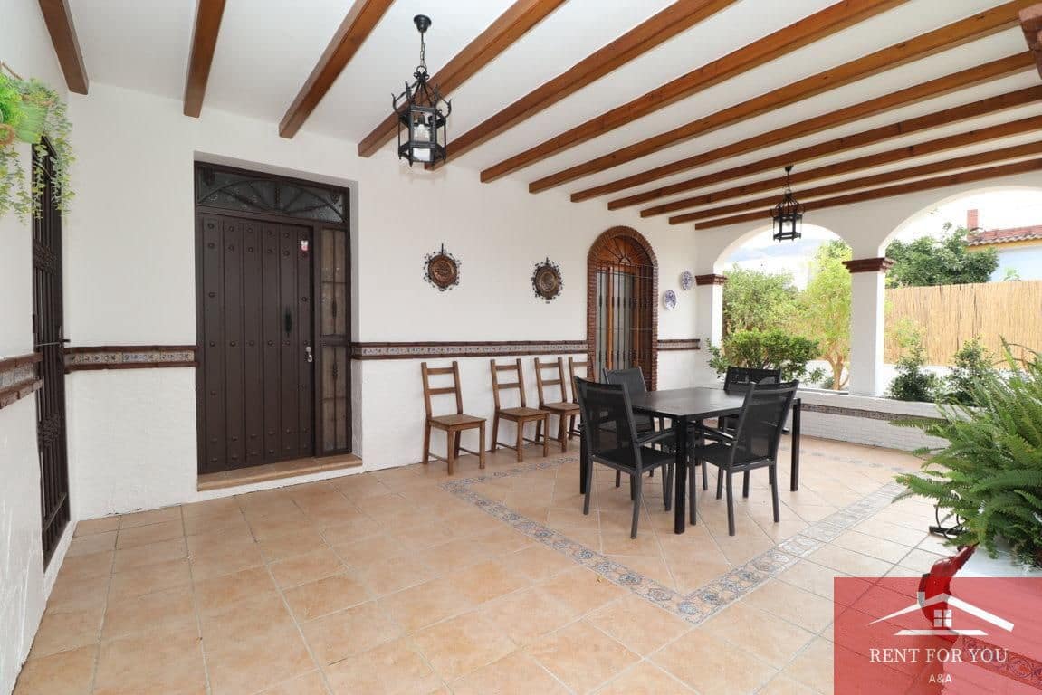 3 bedroom Villa for rent in Alhaurin el Grande with pool garage - € 1,800 (Ref: 9279789)