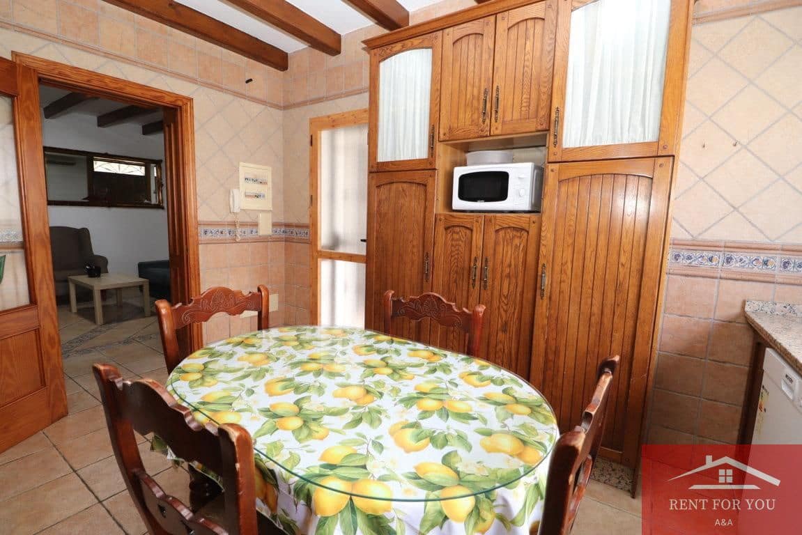 3 bedroom Villa for rent in Alhaurin el Grande with pool garage - € 1,800 (Ref: 9279789)