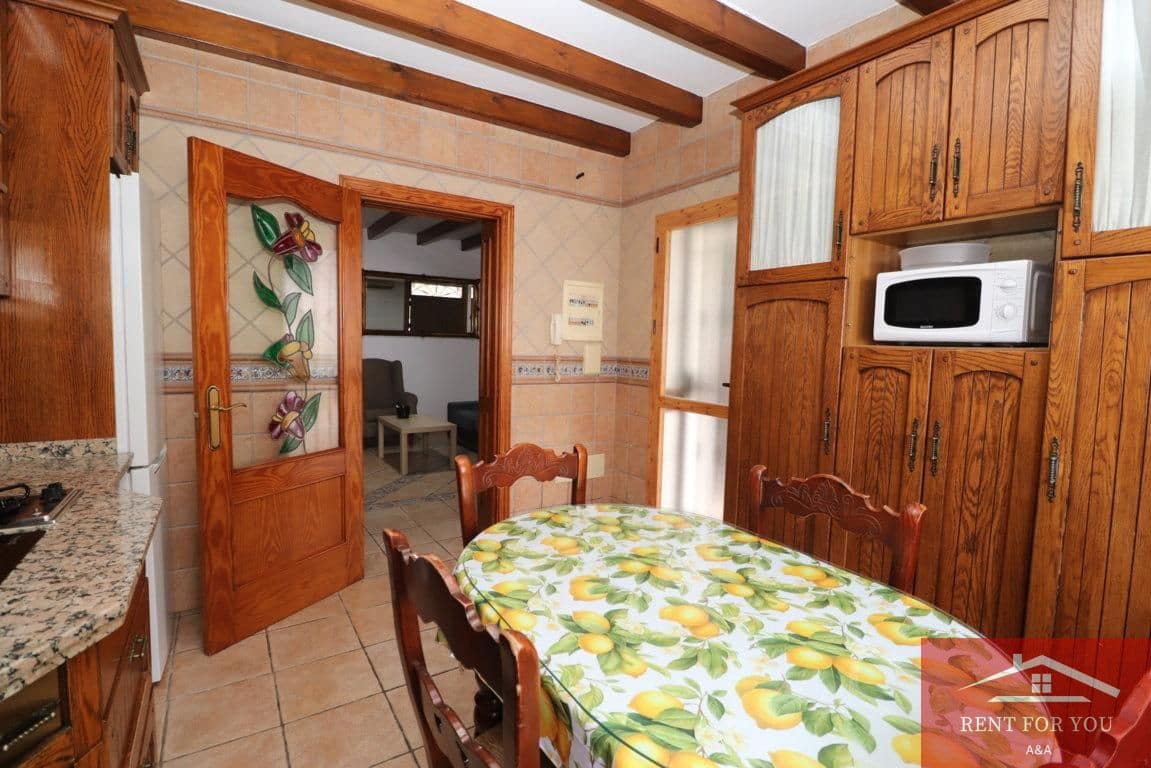 3 bedroom Villa for rent in Alhaurin el Grande with pool garage - € 1,800 (Ref: 9279789)