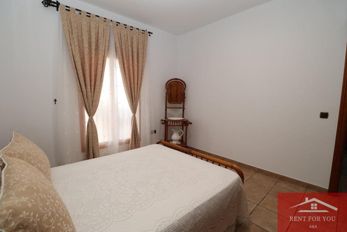 3 bedroom Villa for rent in Alhaurin el Grande with pool garage - € 1,800 (Ref: 9279789)