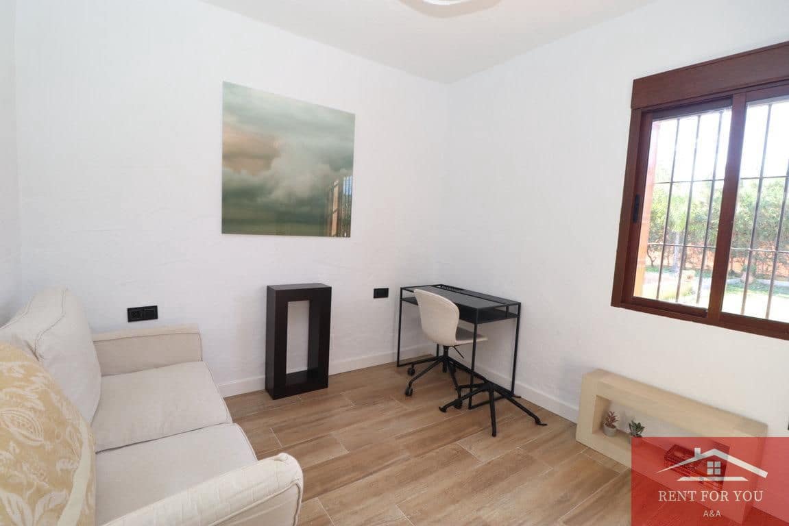 3 makuuhuone Huvila vuokrattavana paikassa Coin mukana uima-altaan - 1 800 € (Ref: 9374085)