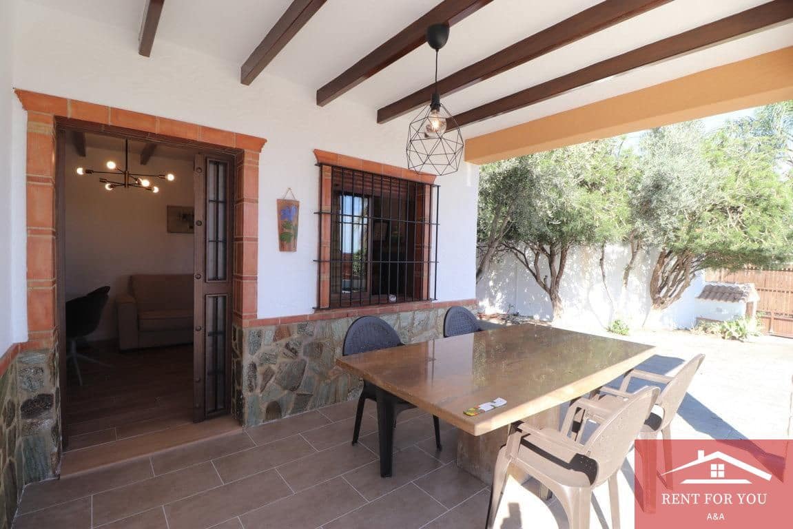 3 makuuhuone Huvila vuokrattavana paikassa Coin mukana uima-altaan - 1 800 € (Ref: 9374085)