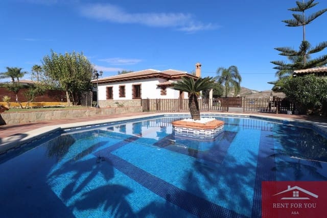 3 bedroom Villa for rent in Coín with pool - € 1,800 (Ref: 9374085)