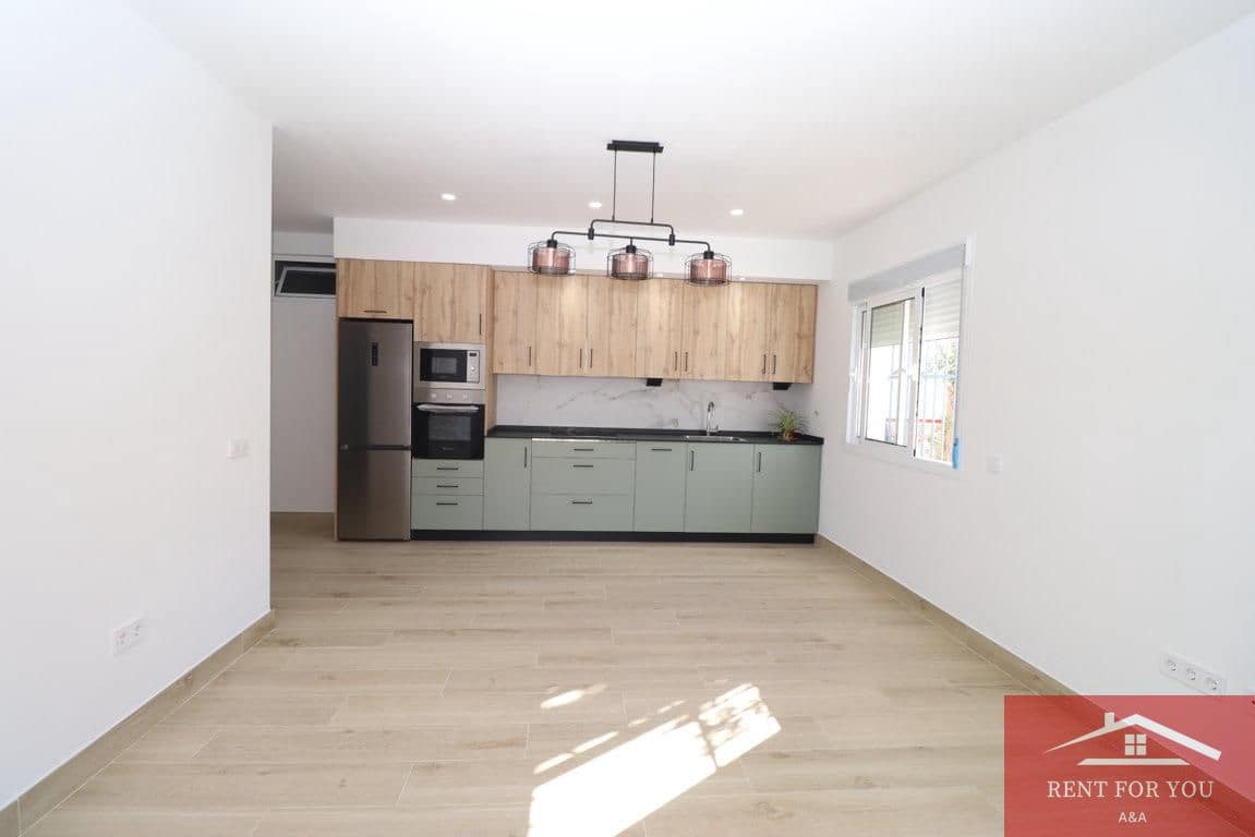 2 soveværelse Lejlighed til leje i Alora - € 800 (Ref: 9378406)