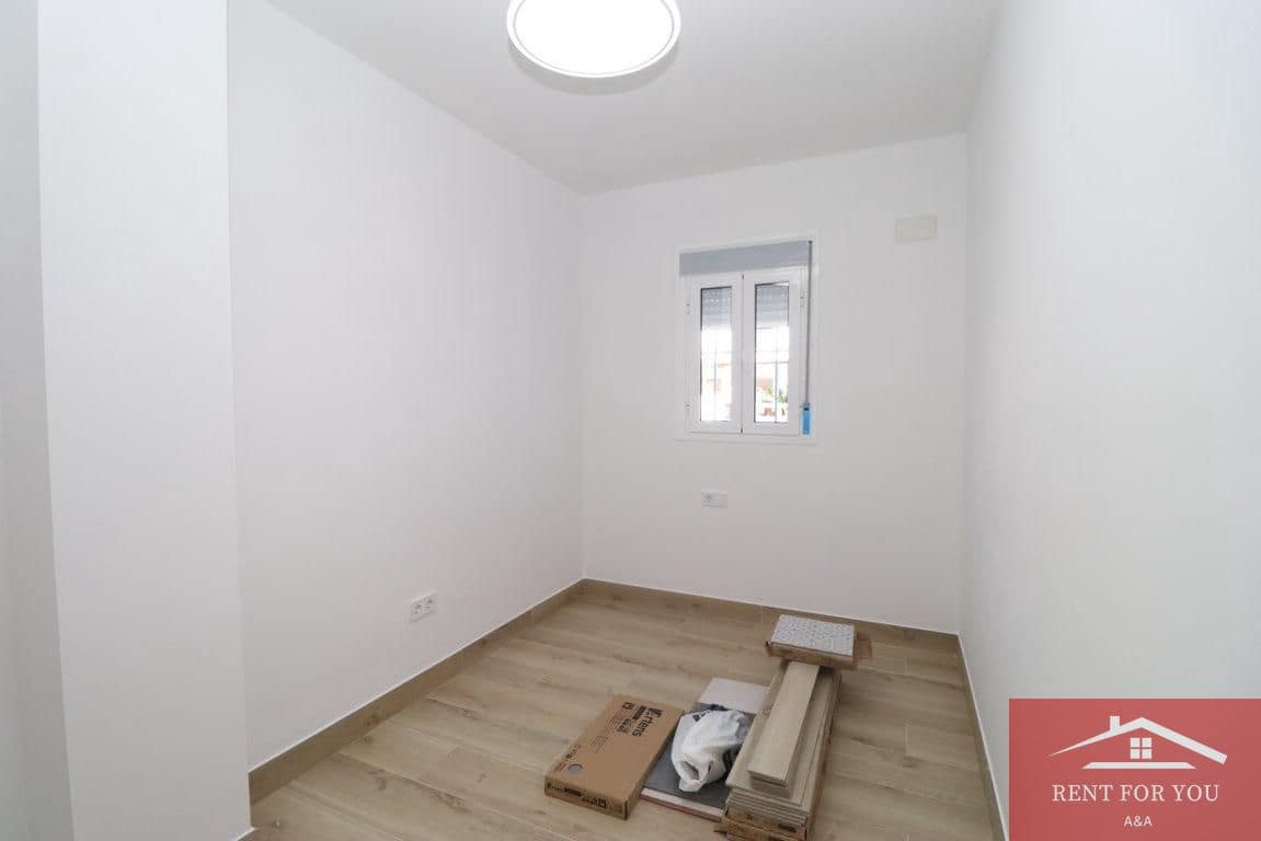 2 soveværelse Lejlighed til leje i Alora - € 800 (Ref: 9378406)