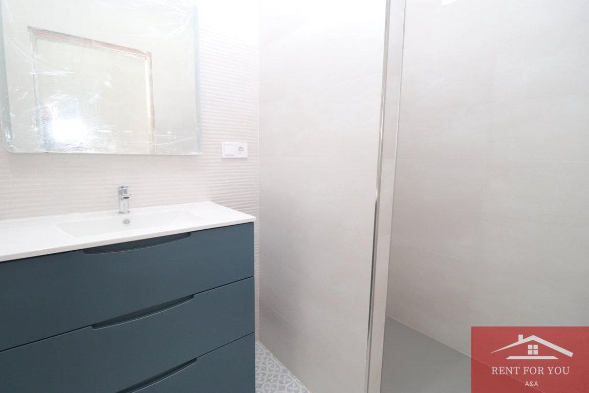 2 soveværelse Lejlighed til leje i Alora - € 800 (Ref: 9378406)