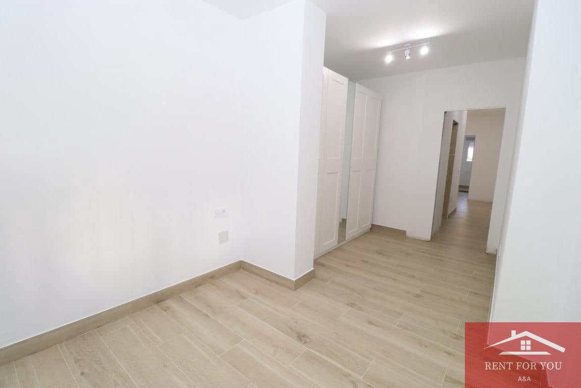 2 soveværelse Lejlighed til leje i Alora - € 800 (Ref: 9378406)