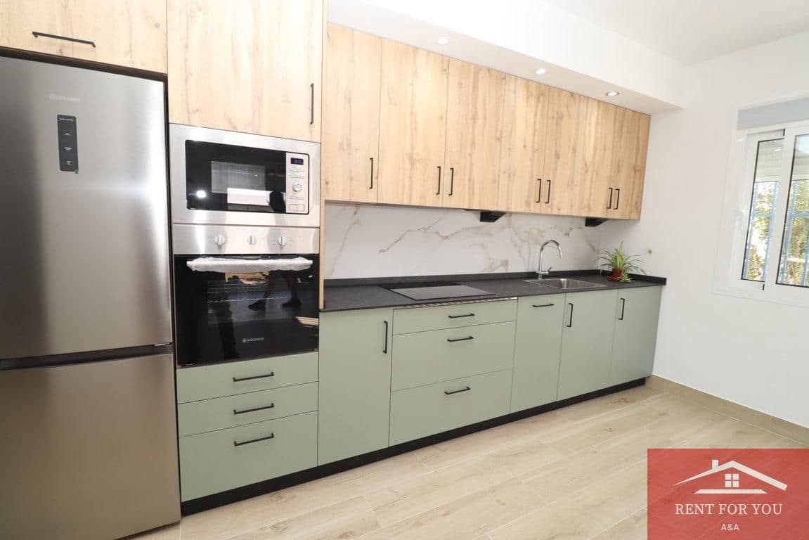 2 soveværelse Lejlighed til leje i Alora - € 800 (Ref: 9378406)