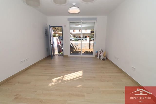 2 bedroom Flat for rent in Alora - € 800 (Ref: 9378406)