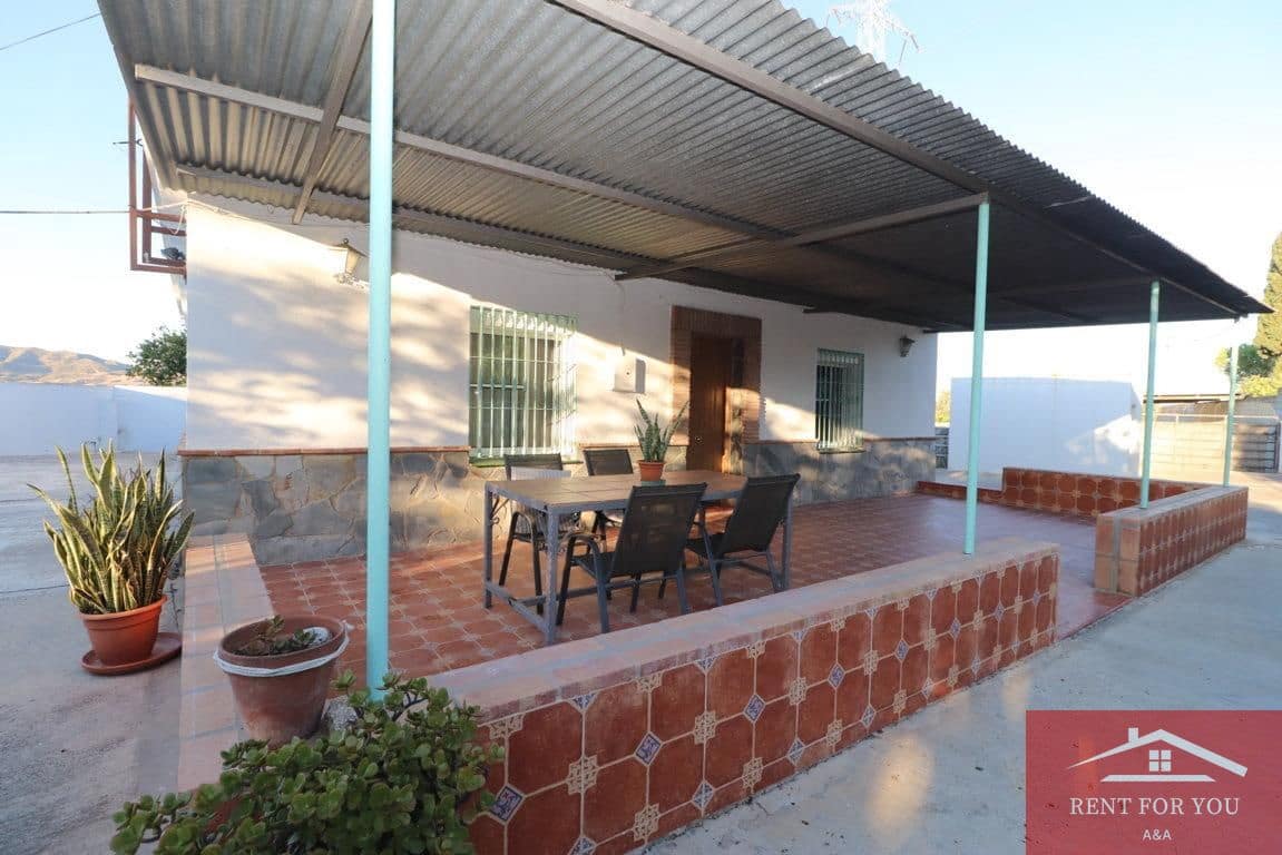 3 makuuhuone Huvila vuokrattavana paikassa Alhaurin de la Torre - 1 100 € (Ref: 9379526)