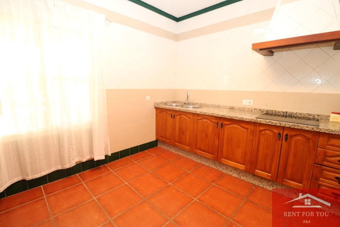 3 makuuhuone Huvila vuokrattavana paikassa Alhaurin de la Torre - 1 100 € (Ref: 9379526)