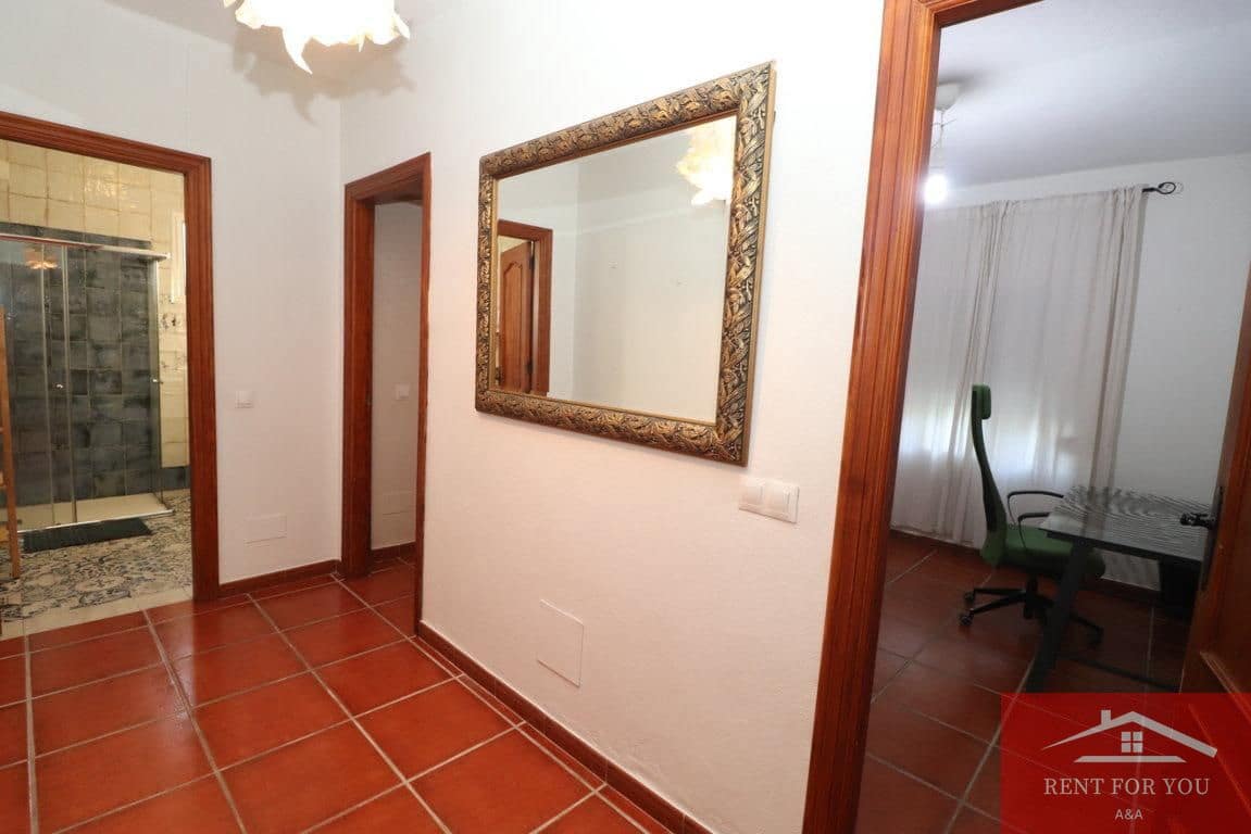 3 makuuhuone Huvila vuokrattavana paikassa Alhaurin de la Torre - 1 100 € (Ref: 9379526)