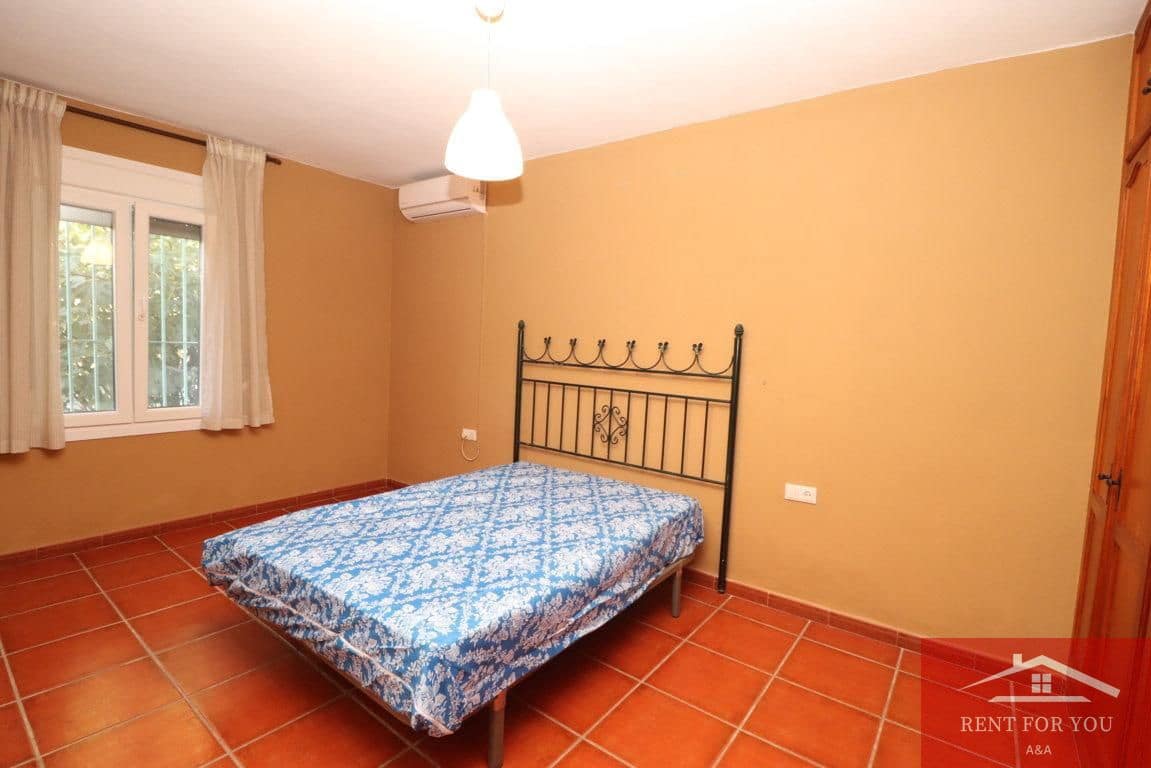 3 makuuhuone Huvila vuokrattavana paikassa Alhaurin de la Torre - 1 100 € (Ref: 9379526)