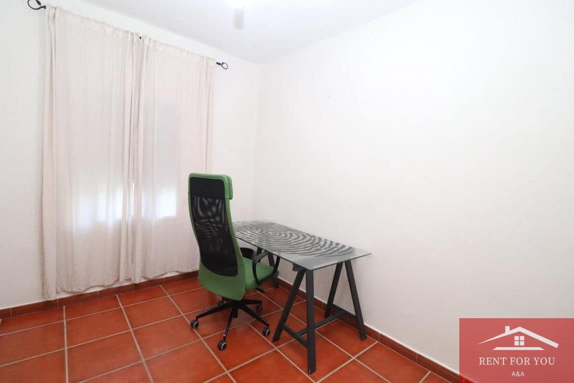 3 makuuhuone Huvila vuokrattavana paikassa Alhaurin de la Torre - 1 100 € (Ref: 9379526)