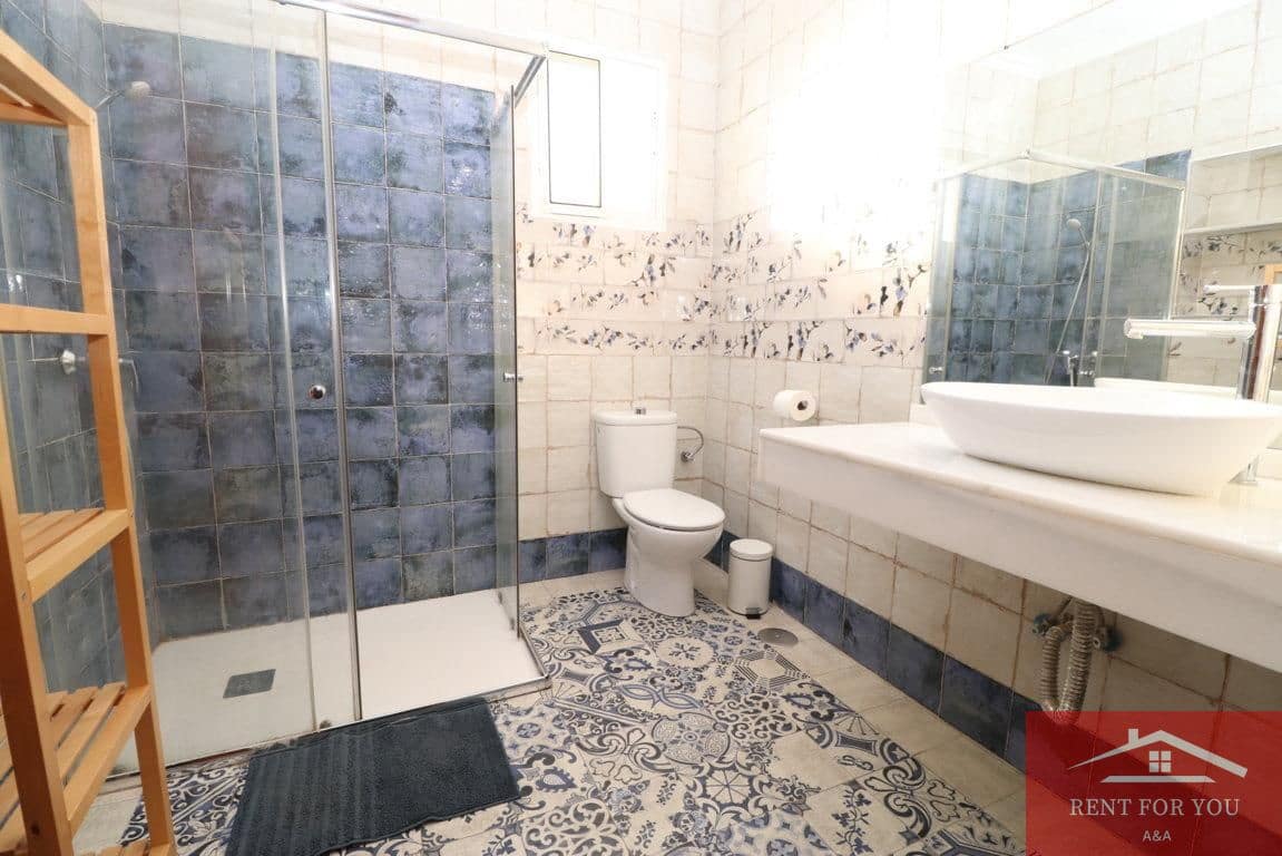 3 makuuhuone Huvila vuokrattavana paikassa Alhaurin de la Torre - 1 100 € (Ref: 9379526)