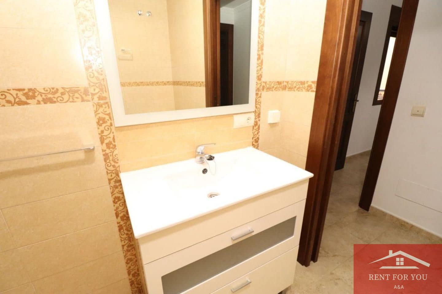 3 soveværelse Lejlighed til leje i Alhaurin el Grande - € 1.000 (Ref: 9397995)