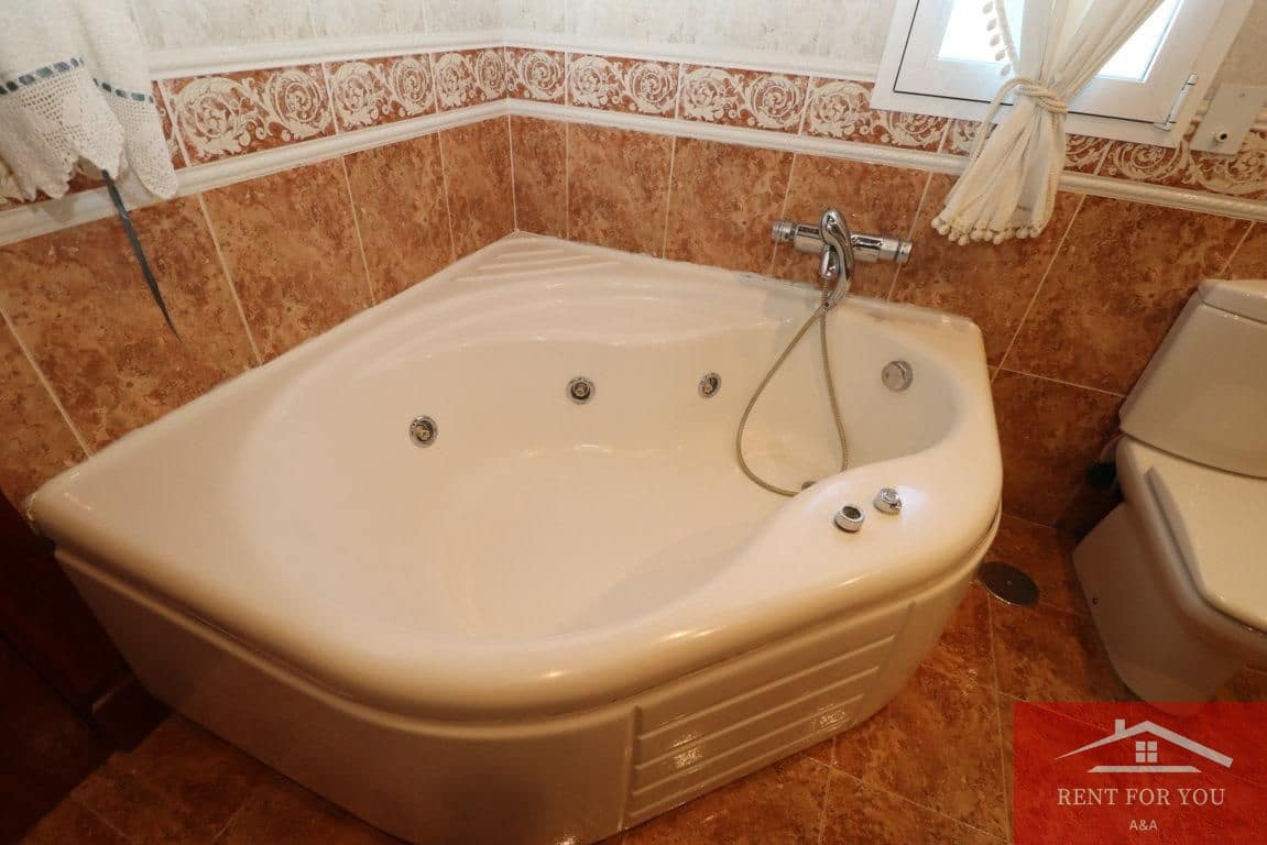 3 sypialnia Mieszkanie do wynajęcia w Alhaurin el Grande - 1 200 € (Ref: 9400067)