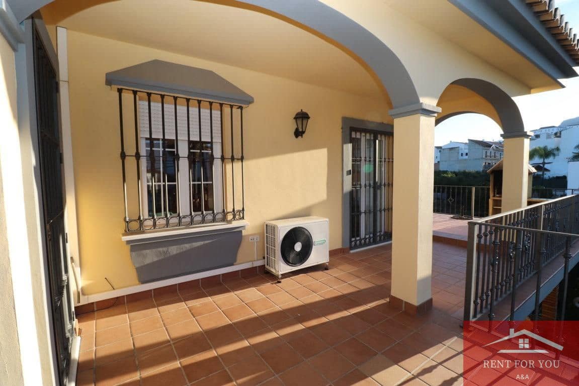 3 sypialnia Mieszkanie do wynajęcia w Alhaurin el Grande - 1 200 € (Ref: 9400067)