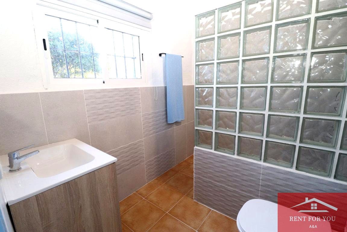 2 soverom Villa til leie i Alhaurin el Grande - € 1 100 (Ref: 9405902)