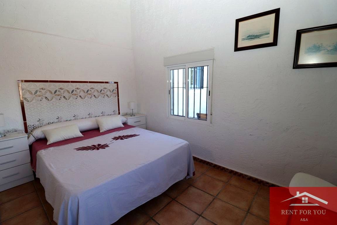 2 soverom Villa til leie i Alhaurin el Grande - € 1 100 (Ref: 9405902)