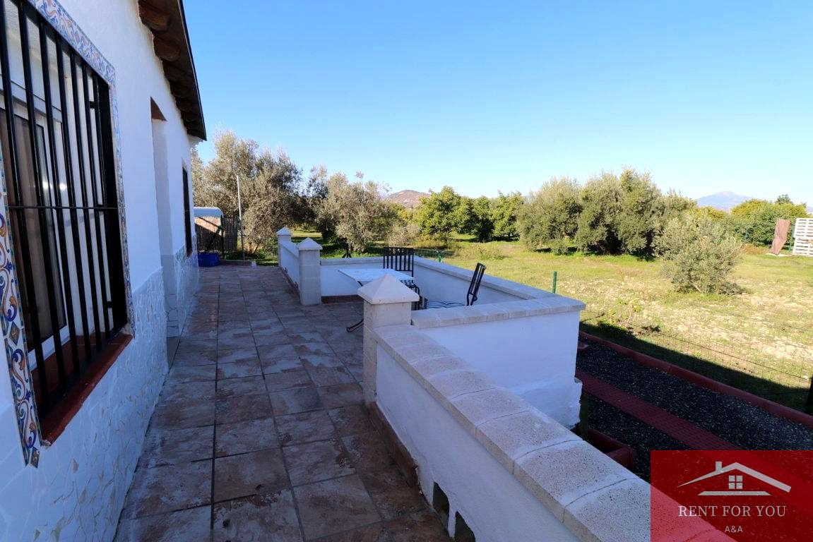 2 soverom Villa til leie i Alhaurin el Grande - € 1 100 (Ref: 9405902)