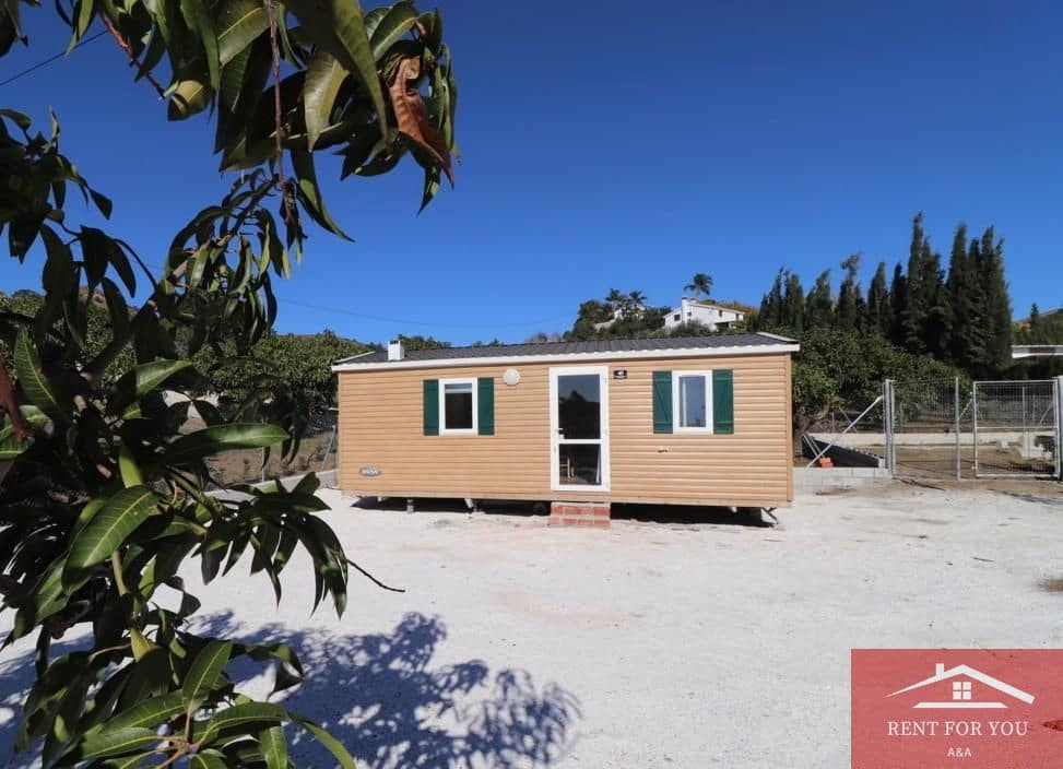 2 bedroom Villa for rent in Alhaurin el Grande - € 700 (Ref: 9405903)