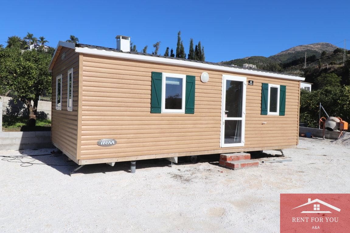 2 bedroom Villa for rent in Alhaurin el Grande - € 700 (Ref: 9405903)