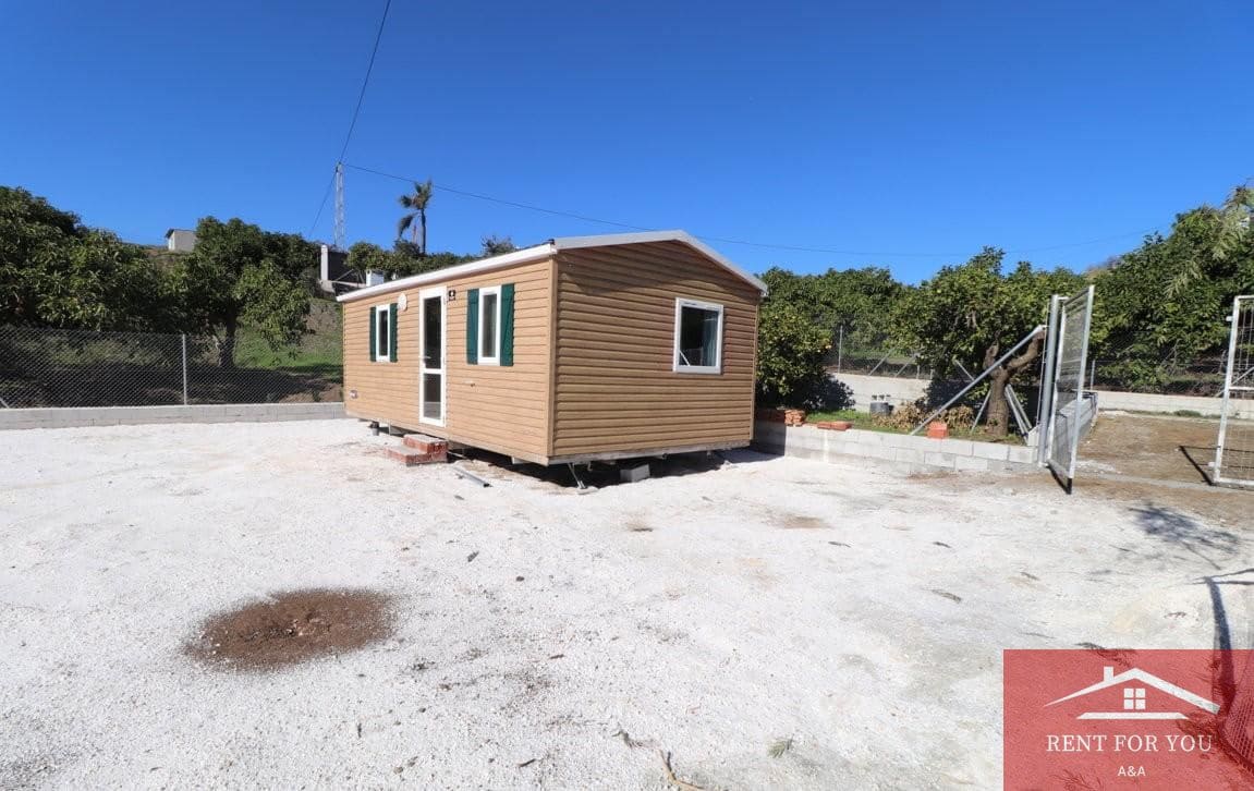 2 bedroom Villa for rent in Alhaurin el Grande - € 700 (Ref: 9405903)