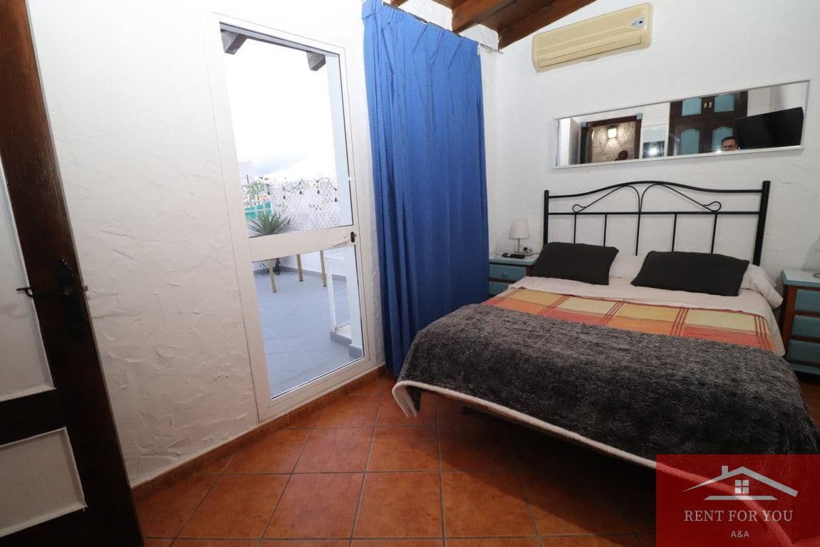 2 bedroom Villa for rent in Alhaurin el Grande - € 800 (Ref: 9436585)