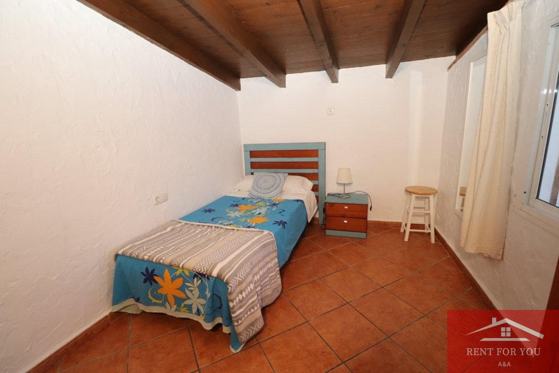 2 bedroom Villa for rent in Alhaurin el Grande - € 800 (Ref: 9436585)