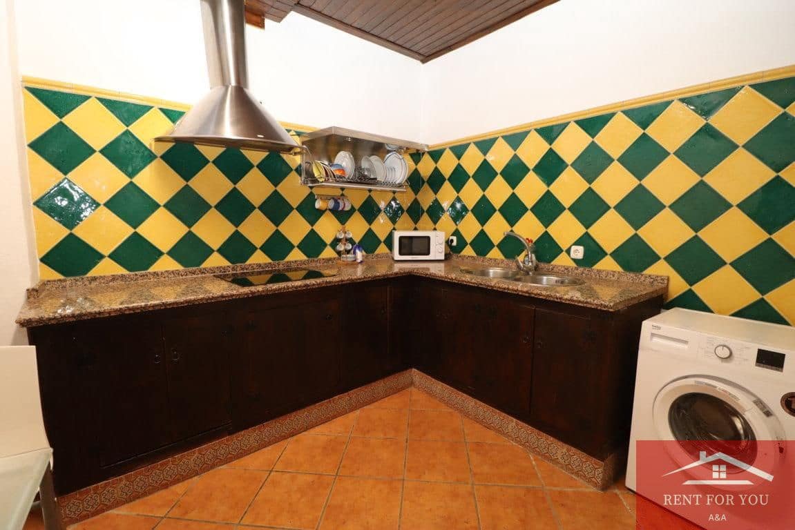 2 bedroom Villa for rent in Alhaurin el Grande - € 800 (Ref: 9436585)