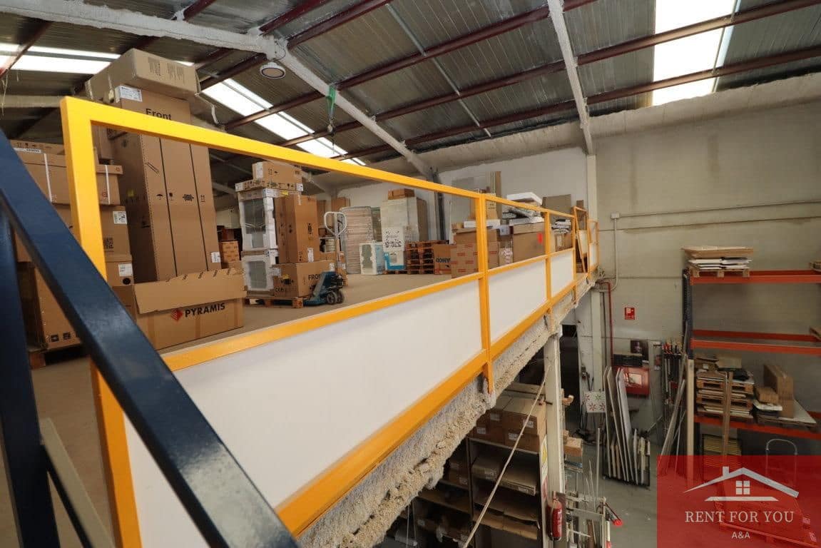 2 makuuhuone Kaupallinen myytävänä paikassa Alhaurin el Grande - 390 000 € (Ref: 9438721)