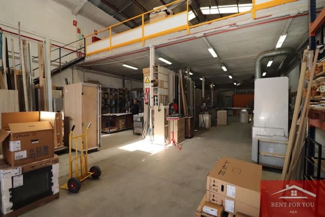 2 soveværelse Erhverv til salg i Alhaurín el Grande - € 390.000 (Ref: 9438721)