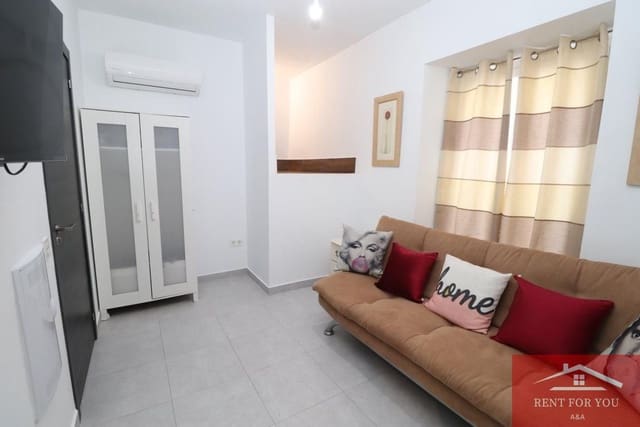 Asunto vuokrattavana paikassa Alhaurín el Grande - 600 € (Ref: 9441642)