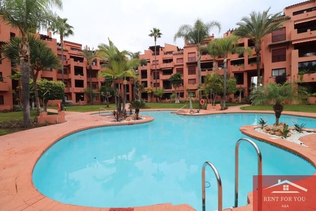 3 soveværelse Lejlighed til leje i Divina Pastora, Marbella med swimmingpool garage - € 3.000 (Ref: 9450920)