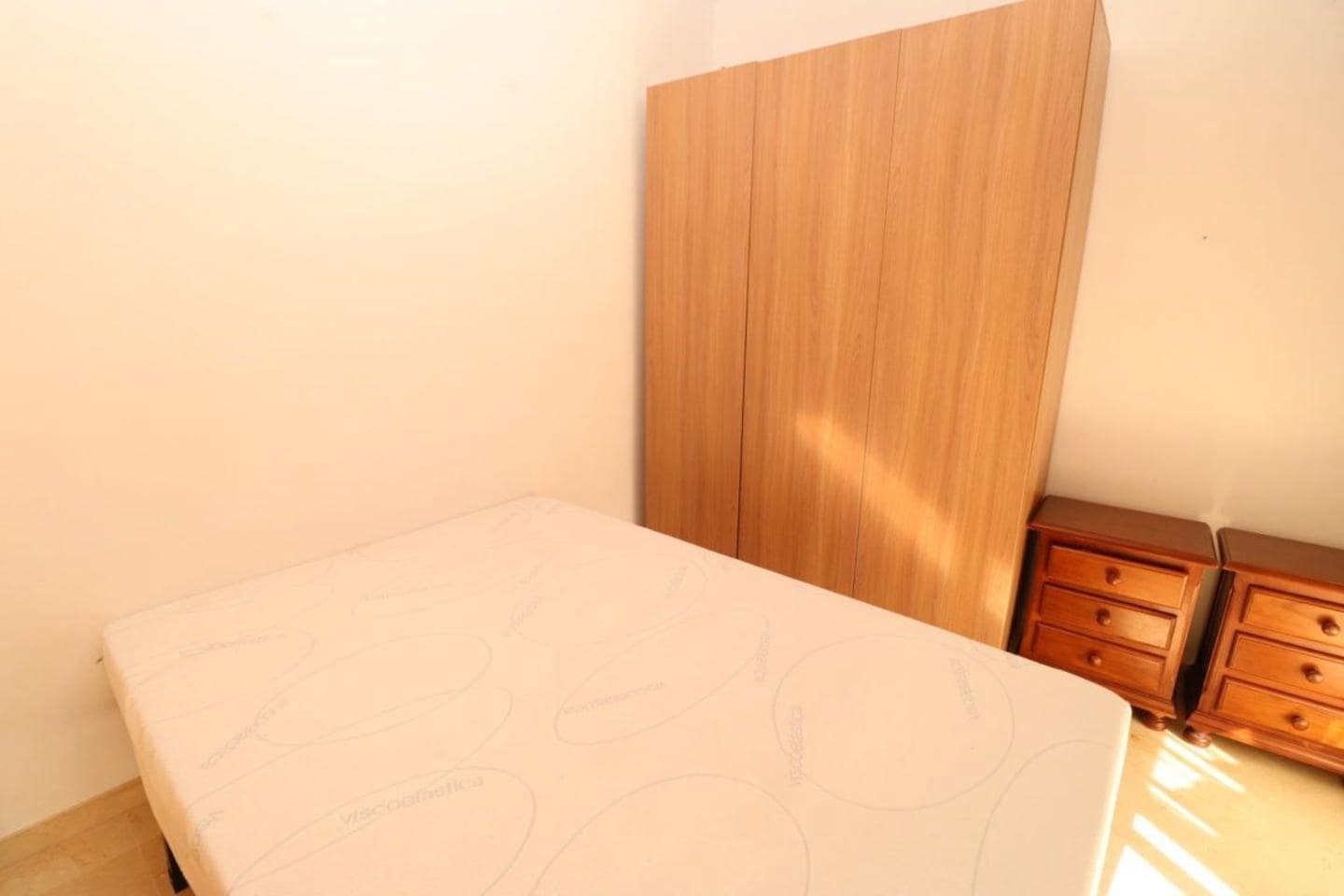 2 makuuhuone Asunto vuokrattavana paikassa Coin - 1 200 € (Ref: 9450921)