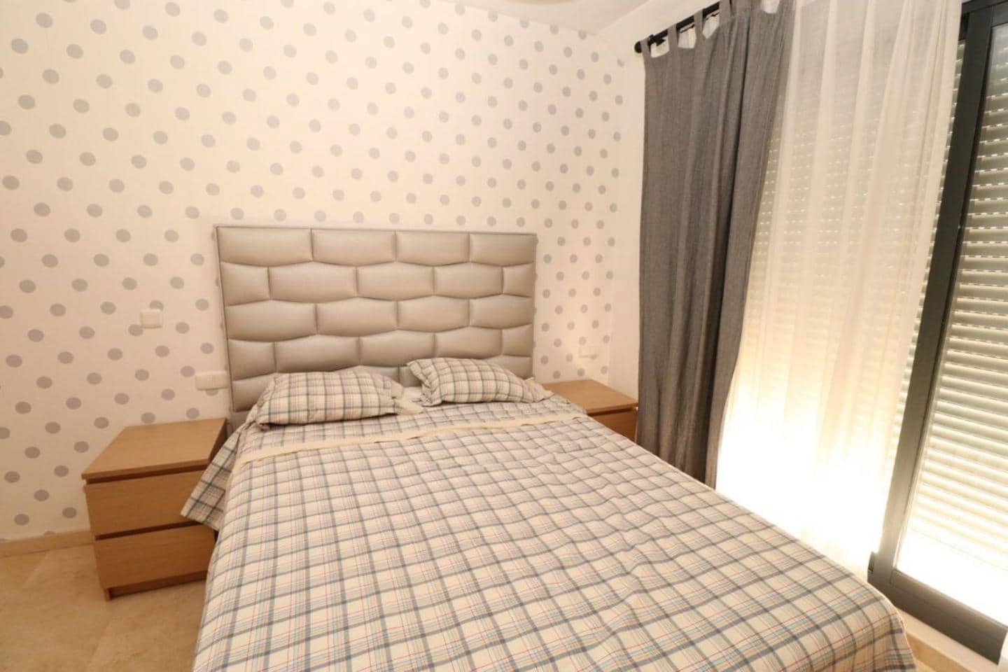 2 makuuhuone Asunto vuokrattavana paikassa Coin - 1 200 € (Ref: 9450921)