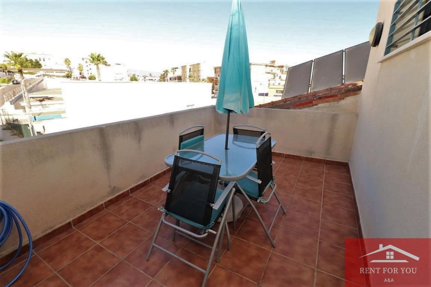 Piso de 2 habitaciones en Coín en alquiler - 1.200 € (Ref: 9450921)