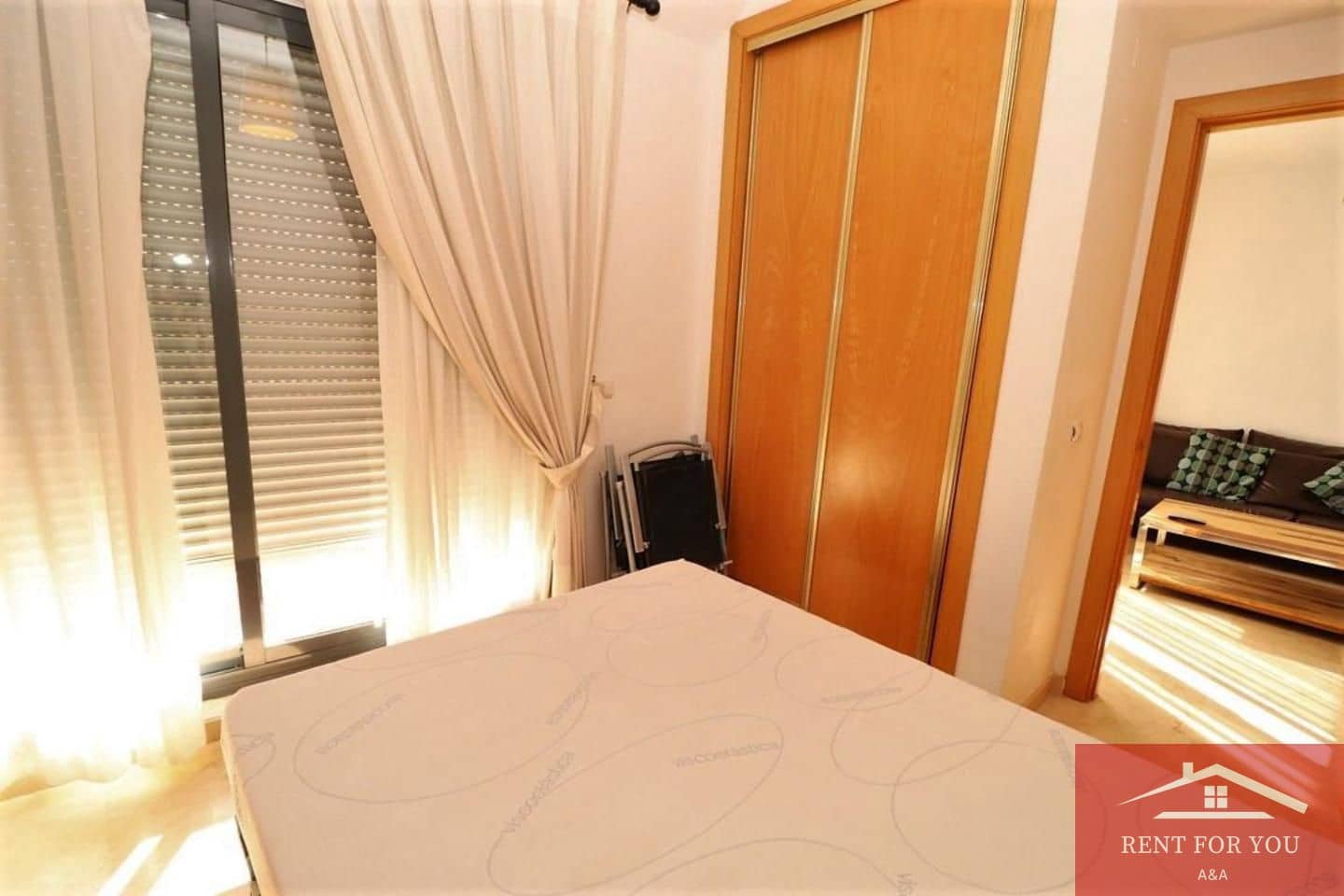 Piso de 2 habitaciones en Coín en alquiler - 1.200 € (Ref: 9450921)