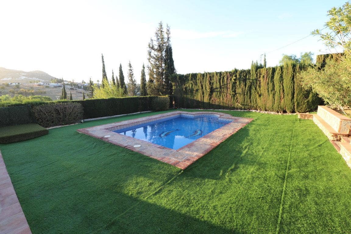 5 soverom Villa til leie i Alhaurin el Grande med svømmebasseng - € 1 800 (Ref: 9451518)