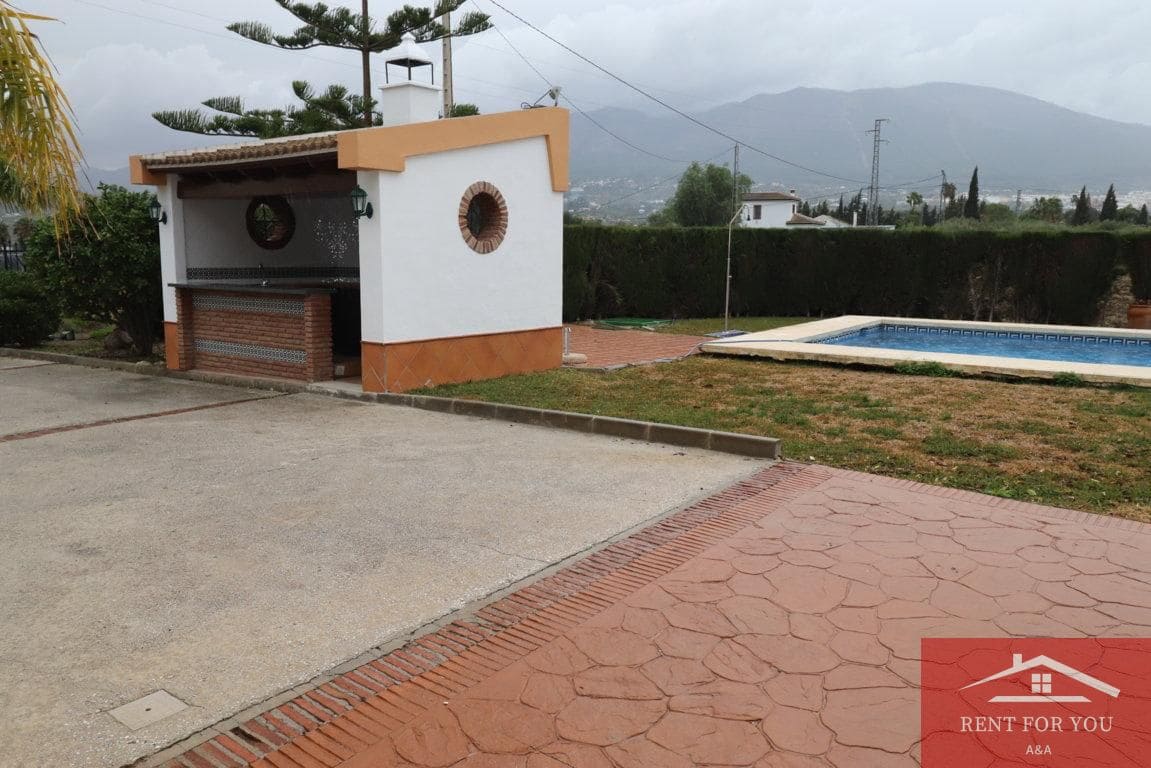 3 soverom Villa til leie i Alhaurin el Grande med svømmebasseng - € 1 900 (Ref: 9452879)