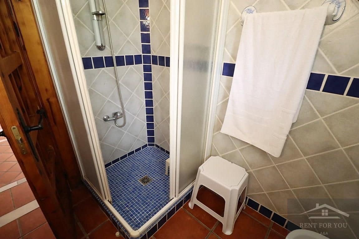 3 quarto Moradia para arrendar em Alhaurin el Grande com piscina - 1 500 € (Ref: 9460850)