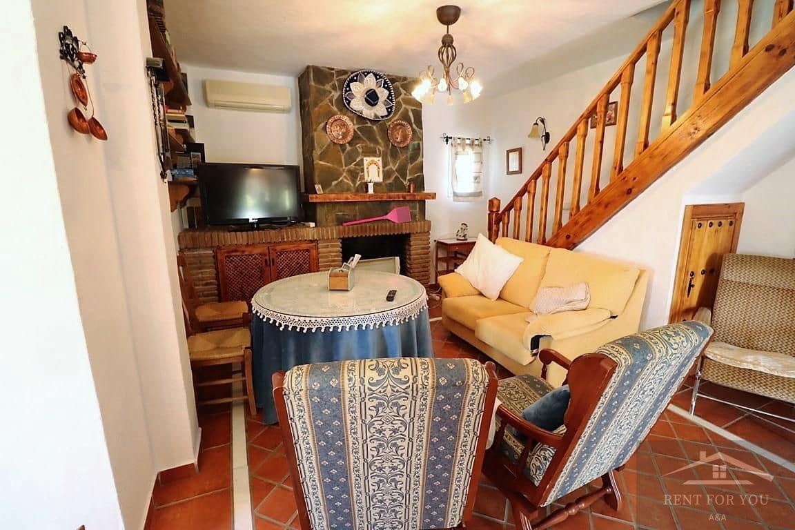 3 quarto Moradia para arrendar em Alhaurin el Grande com piscina - 1 500 € (Ref: 9460850)