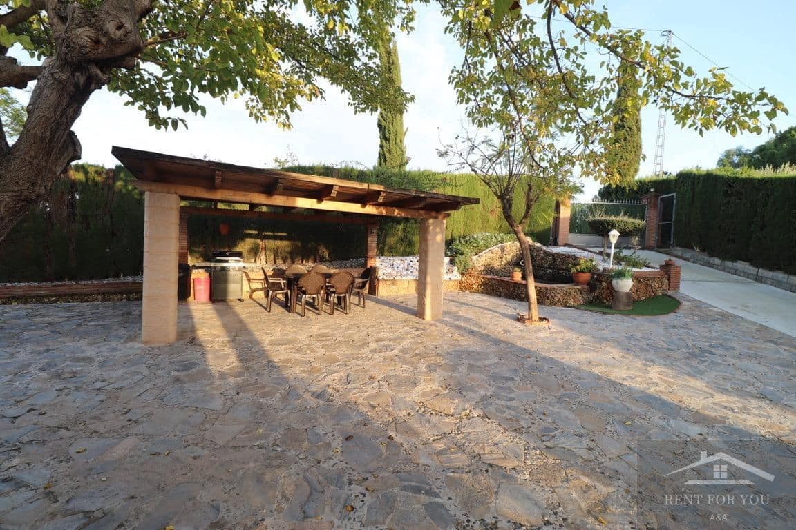 3 quarto Moradia para arrendar em Alhaurin el Grande com piscina - 1 500 € (Ref: 9460850)