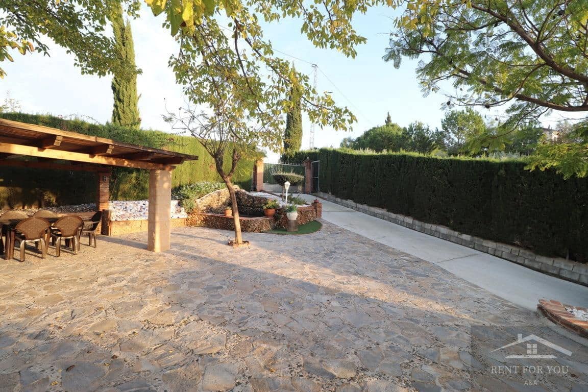 3 quarto Moradia para arrendar em Alhaurin el Grande com piscina - 1 500 € (Ref: 9460850)