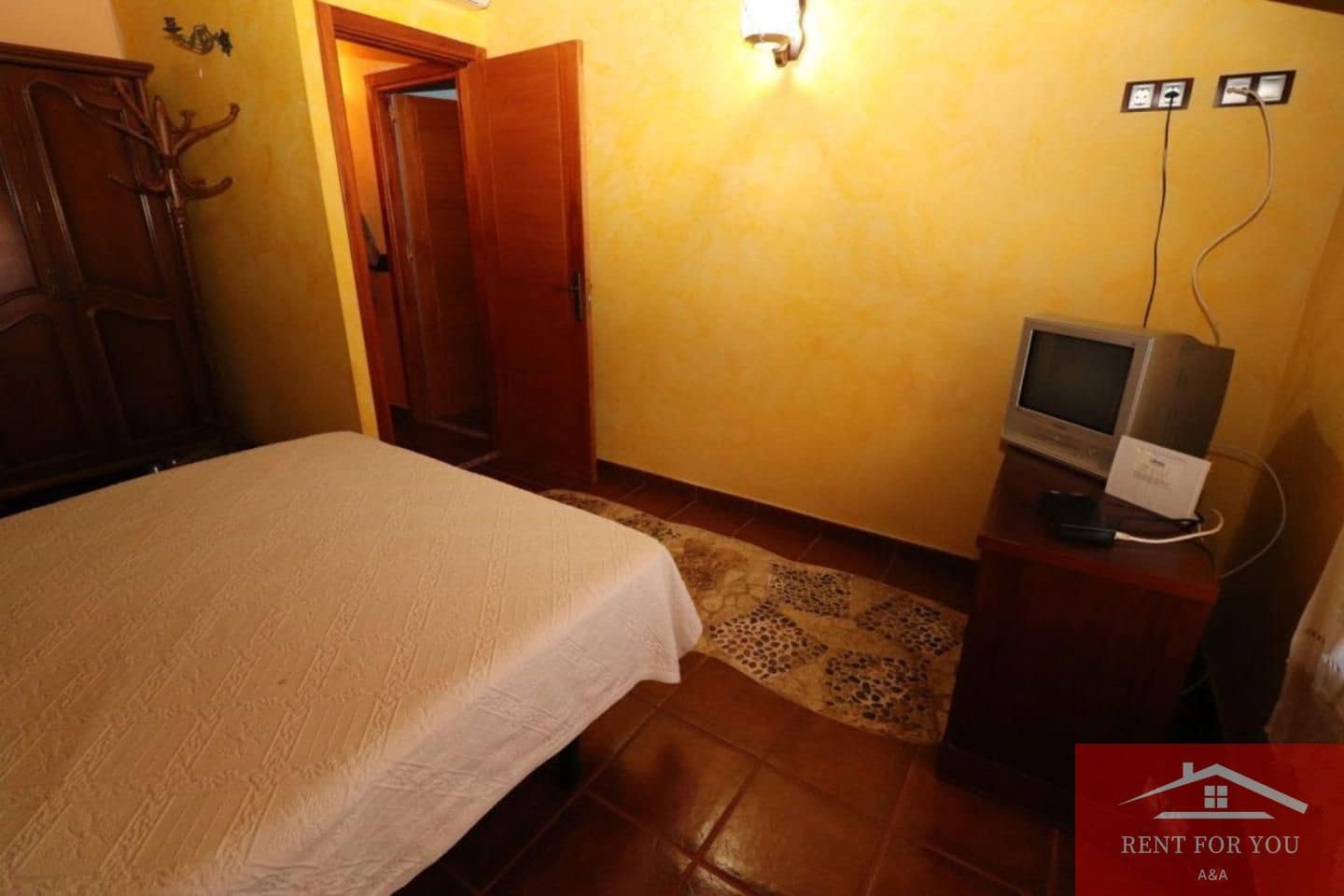 4 Zimmer Villa zu vermieten in Coin mit Pool - 2.000 € (Ref: 9460851)